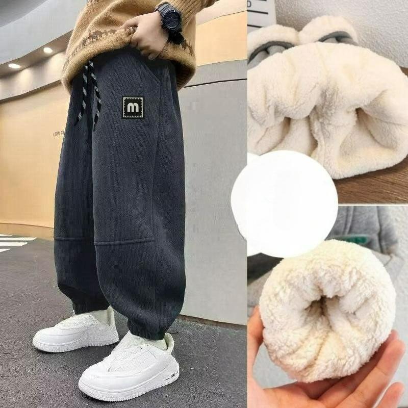 Winter Boys Lamb Fleece Pants Plus Velvet Thickening, Big Children s One-piece Fleece Sweatpants, Children s Sports 120 темно-сірий
Winter Boys Lamb Fleece Pants Plus Velvet Thickening, Big Children s One-piece Fleece Sweatpants, Children s Sports 120 темно-сірий