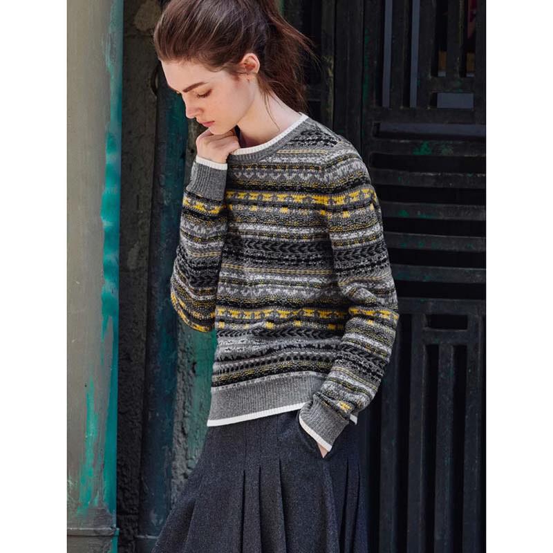 Женский джемпер Navigare с узором Fair Isle и круглым вырезом XL
Женский джемпер Navigare с узором Fair Isle и круглым вырезом XL