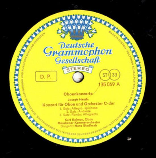 LP Record JOSEPH HAYDN, WOLFGANG AMADEUS MOZA - Oboe Concertos 135069 Deutsche Grammo Austria Classical Used
LP Record JOSEPH HAYDN, WOLFGANG AMADEUS MOZA - Oboe Concertos 135069 Deutsche Grammo Austria Classical Used