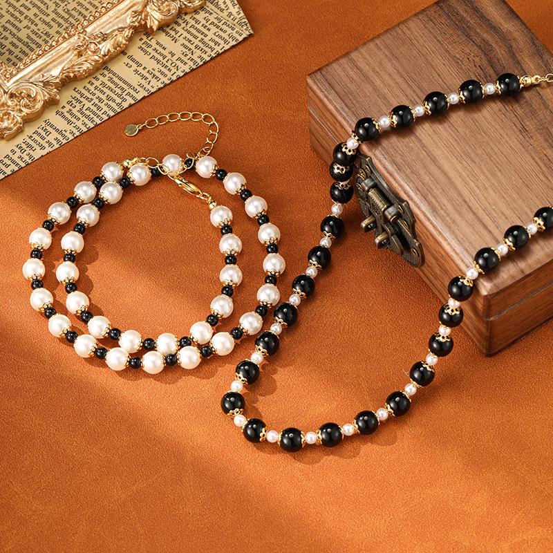 Retro Black and White Agate Pearl Necklace: Versatile Spring/Summer Choker for Women белый
Retro Black and White Agate Pearl Necklace: Versatile Spring/Summer Choker for Women белый