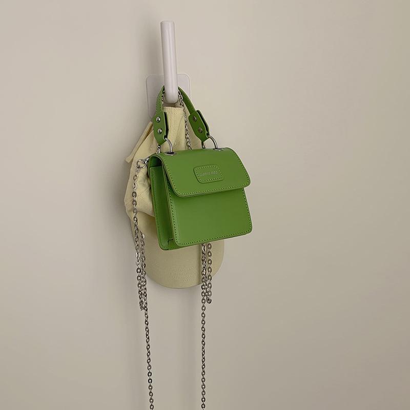 High-Quality Chain Bagspring Newest Hand-Held Small Square Bag All-Match Single-Shoulder Messenger Bag
High-Quality Chain Bagspring Newest Hand-Held Small Square Bag All-Match Single-Shoulder Messenger Bag