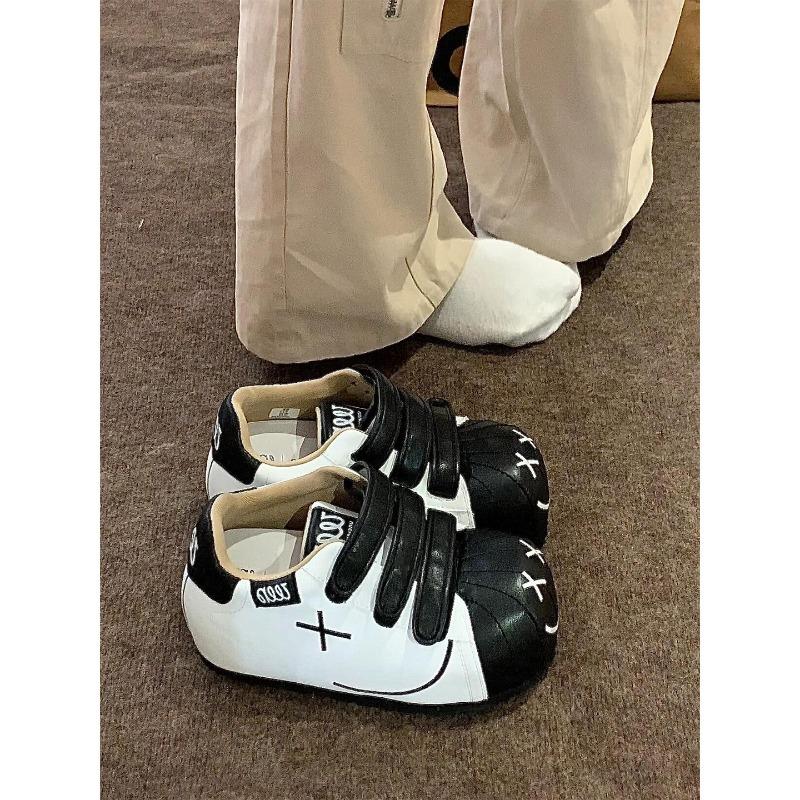 Уродливые милые туфли на хлебной подошве с большой головой и скрытой платформой, женские новые универсальные спортивные маленькие белые туфли, повседневные кеды 40 чёрный
Уродливые милые туфли на хлебной подошве с большой головой и скрытой платформой, женские новые универсальные спортивные маленькие белые туфли, повседневные кеды 40 чёрный