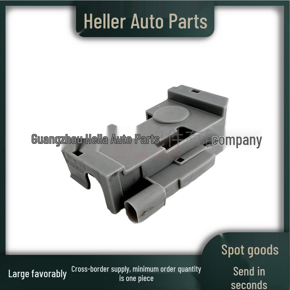 High-Quality Hood Latch Bracket for Mercedes-Benz CLS350 E200 Neutral
High-Quality Hood Latch Bracket for Mercedes-Benz CLS350 E200 Neutral