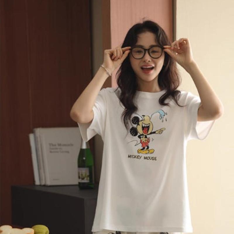 Sweet and Cute Mickey Mouse Cartoon Printed Princess Short Sleeved Tshirt Womens Loose Korean Vintage Short Sleeved Top S
Sweet and Cute Mickey Mouse Cartoon Printed Princess Short Sleeved Tshirt Womens Loose Korean Vintage Short Sleeved Top S