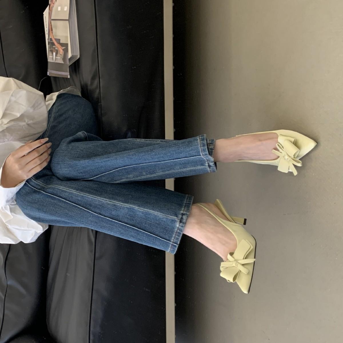 Pointed Stiletto High Heels Women S Fashion Back Empty Single Shoes Temperament Sexy Lady Shoes Bag Head Sandals 39
Pointed Stiletto High Heels Women S Fashion Back Empty Single Shoes Temperament Sexy Lady Shoes Bag Head Sandals 39