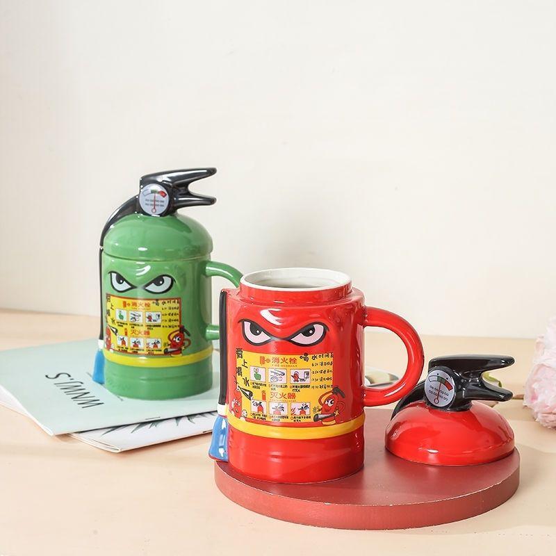 Creative Fire Extinguisher Ceramic Cups,Unusual Funny Mugs Mugs with Lids for Boys,Birthday Gifts,Water Glasses Christmas Gifts 500ML
Creative Fire Extinguisher Ceramic Cups,Unusual Funny Mugs Mugs with Lids for Boys,Birthday Gifts,Water Glasses Christmas Gifts 500ML