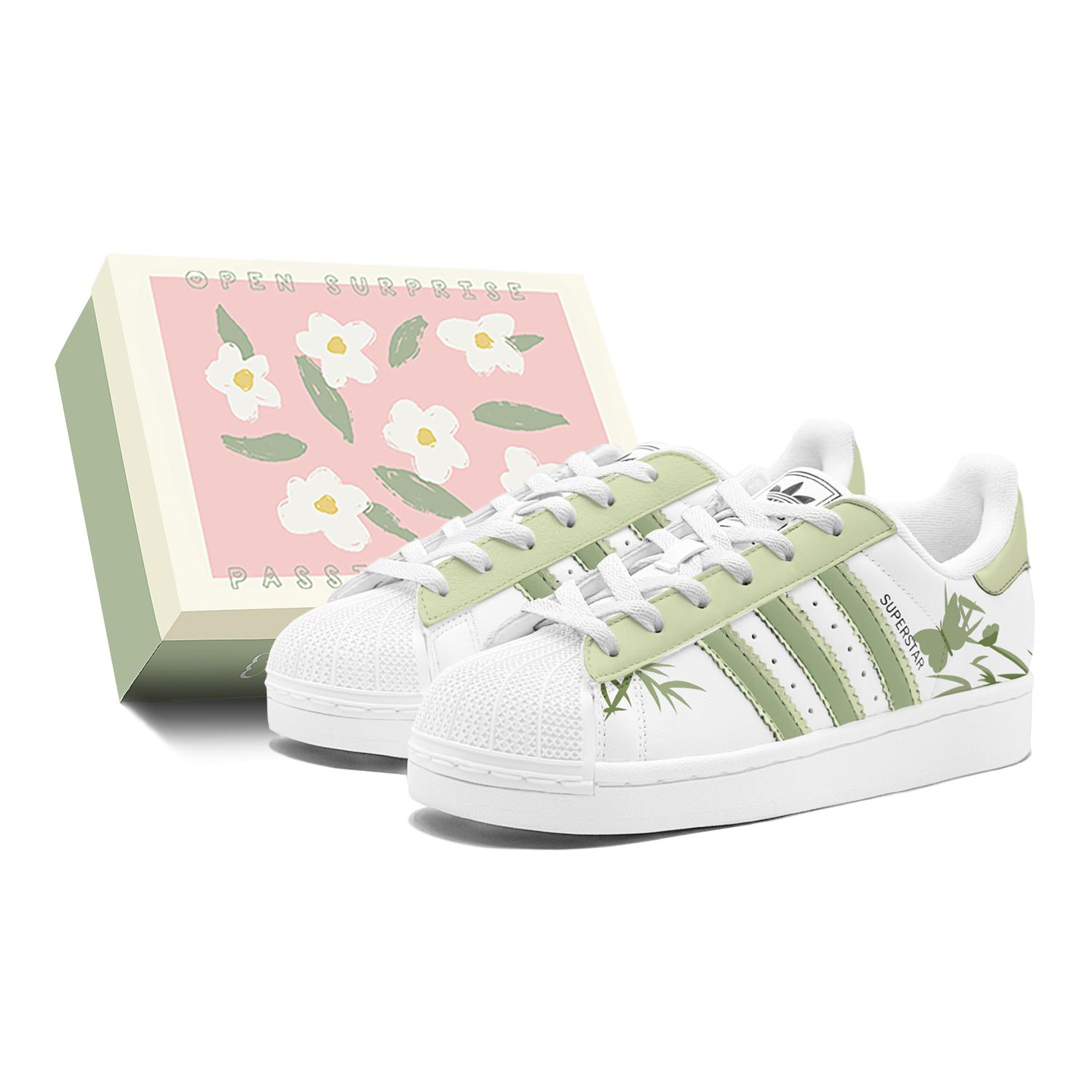 Adidas Originals Superstar 2 Skateboard Shoes Women s Low Top White JH9976(TeamS3-S-BOX) 39⅓
Adidas Originals Superstar 2 Skateboard Shoes Women s Low Top White JH9976(TeamS3-S-BOX) 39⅓