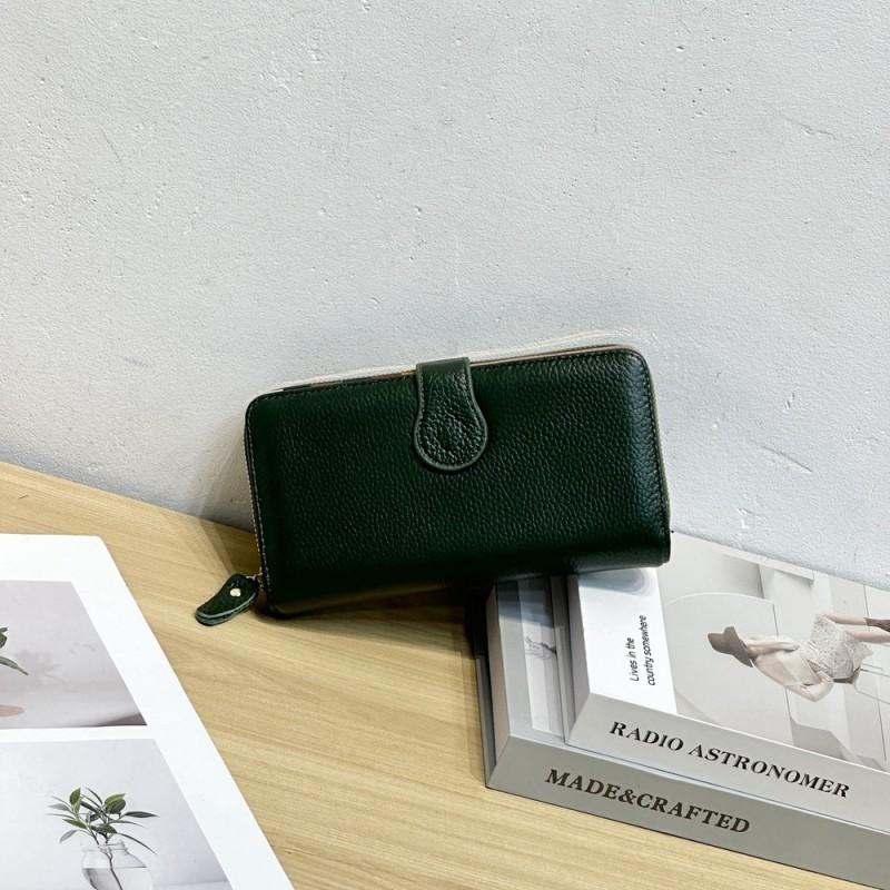 Genuine Leather Women s Wallet Long Top-layer Cowhide Large Banknote Handheld Bag Simple Fashionable Soft 5116 темно-зелений колір
Genuine Leather Women s Wallet Long Top-layer Cowhide Large Banknote Handheld Bag Simple Fashionable Soft 5116 темно-зелений колір