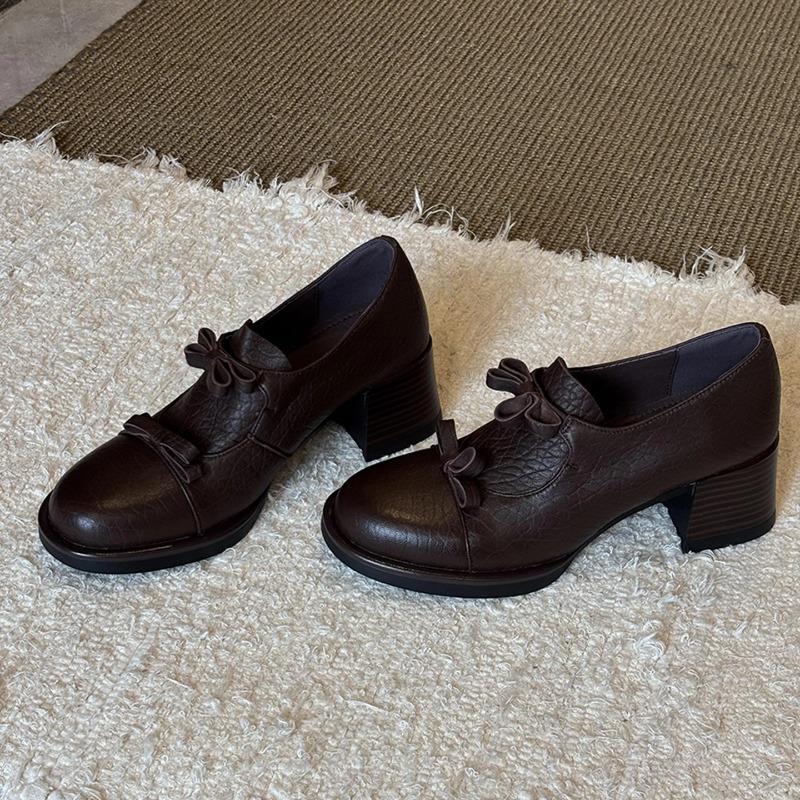 Sheepskin version~ retro temperament niche design round head commuting thick heel women s shallow mouth single shoes 40
Sheepskin version~ retro temperament niche design round head commuting thick heel women s shallow mouth single shoes 40