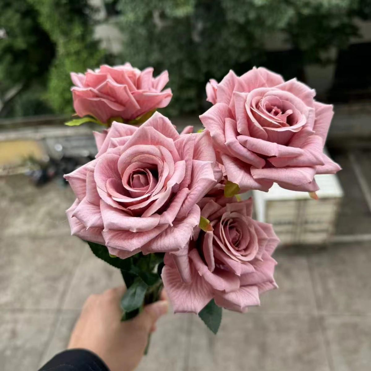 7-Head Ruffled Cappuccino Rose Bouquet - Vintage Artificial Flowers for Home or Wedding Decor
7-Head Ruffled Cappuccino Rose Bouquet - Vintage Artificial Flowers for Home or Wedding Decor