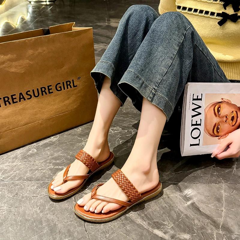 Fashion Women s Shoes 2025 Brand Peep Toe Women s Slippers Fashion Butterfly-knot Daily Slippers Women Summer Plus Size Flat Slippers 43
Fashion Women s Shoes 2025 Brand Peep Toe Women s Slippers Fashion Butterfly-knot Daily Slippers Women Summer Plus Size Flat Slippers 43