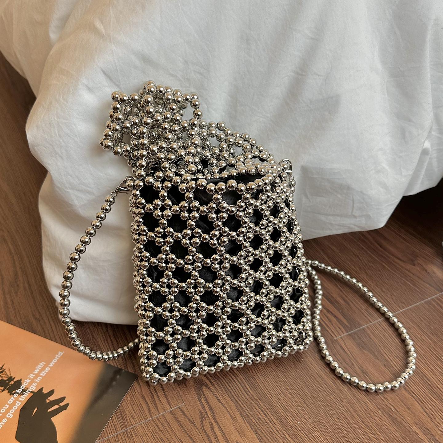 Mobile Phe Crossbody Bag, Lightweight and High-End, Women s New Model, Storage and Packaging, Portable Pearl High-End Versi
Mobile Phe Crossbody Bag, Lightweight and High-End, Women s New Model, Storage and Packaging, Portable Pearl High-End Versi