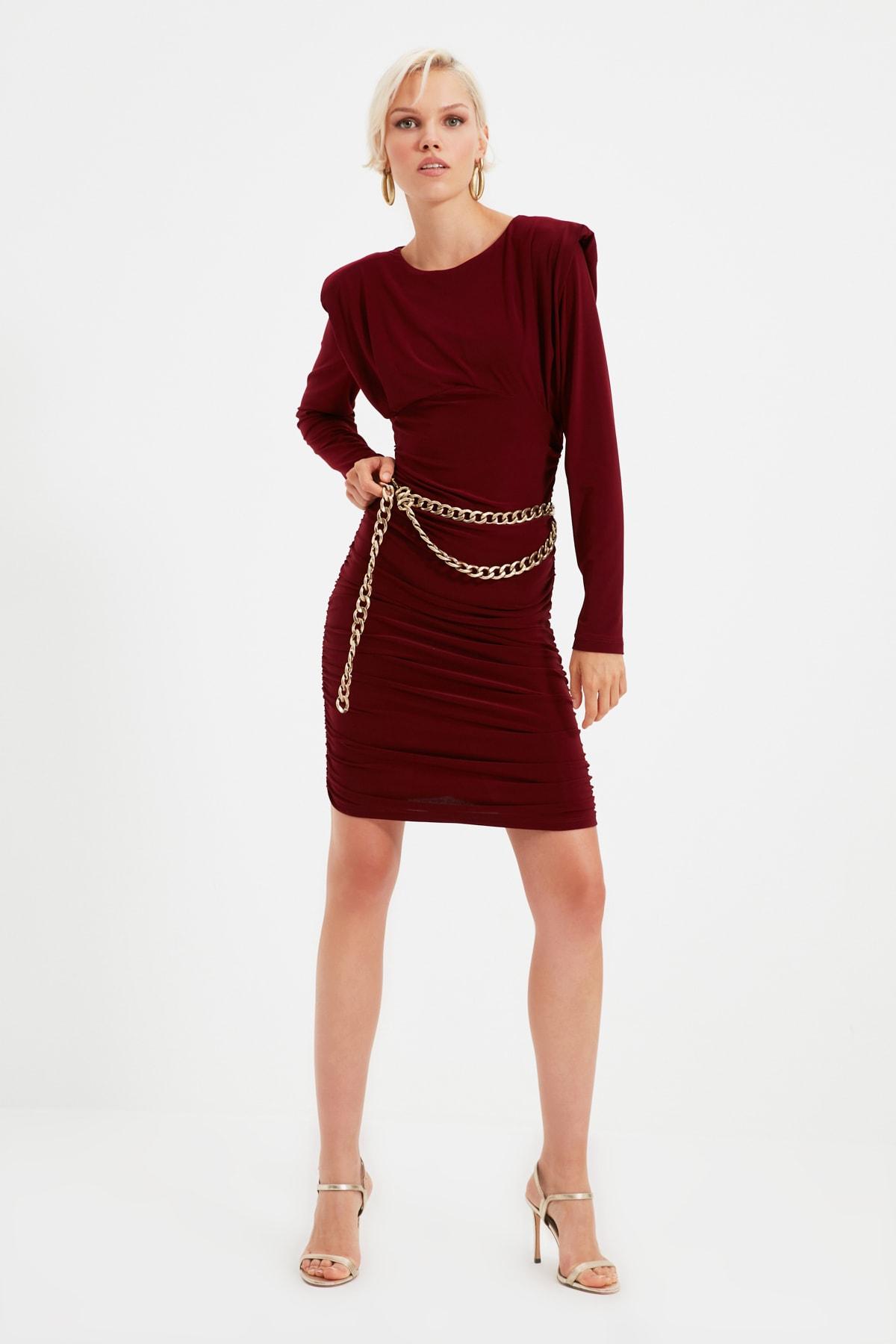 Платье - Черный - Облегающее 
Платье - Черный - Облегающее