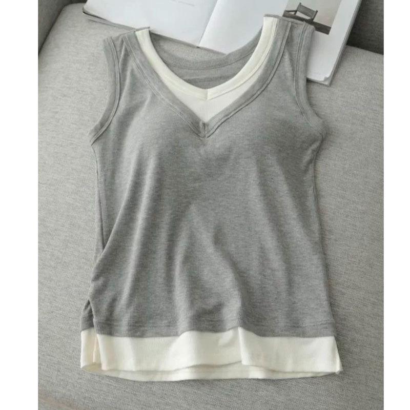 Women s Summer V-Neck Sleeveless Slim Fit Camisole with Built-in Bra, Plus Size Available 4XL (recommended 72.5-80 kg)
Women s Summer V-Neck Sleeveless Slim Fit Camisole with Built-in Bra, Plus Size Available 4XL (recommended 72.5-80 kg)