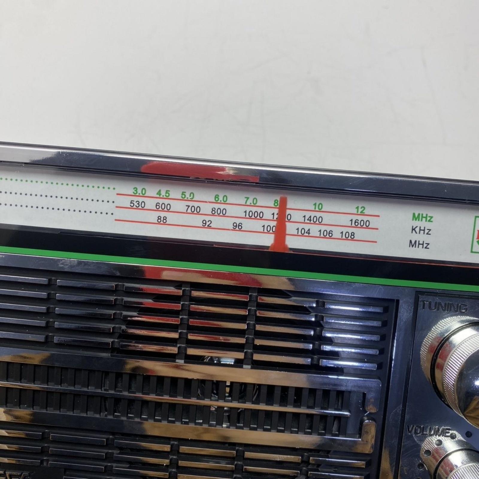 Високоякісний AM FM радіоприймач для дорослих, що пропонує ностальгічну естетику, легке керування та кілька джерел живлення 1
Високоякісний AM FM радіоприймач для дорослих, що пропонує ностальгічну естетику, легке керування та кілька джерел живлення 1