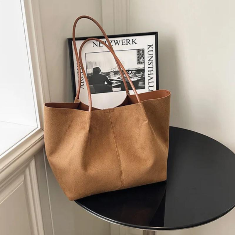 2026 New Large Capacity Mother-Child Bucket Bag Tote Bag Fashi Commuting Single Shoulder Street Style Suede Handbags светло-коричневого
2026 New Large Capacity Mother-Child Bucket Bag Tote Bag Fashi Commuting Single Shoulder Street Style Suede Handbags светло-коричневого