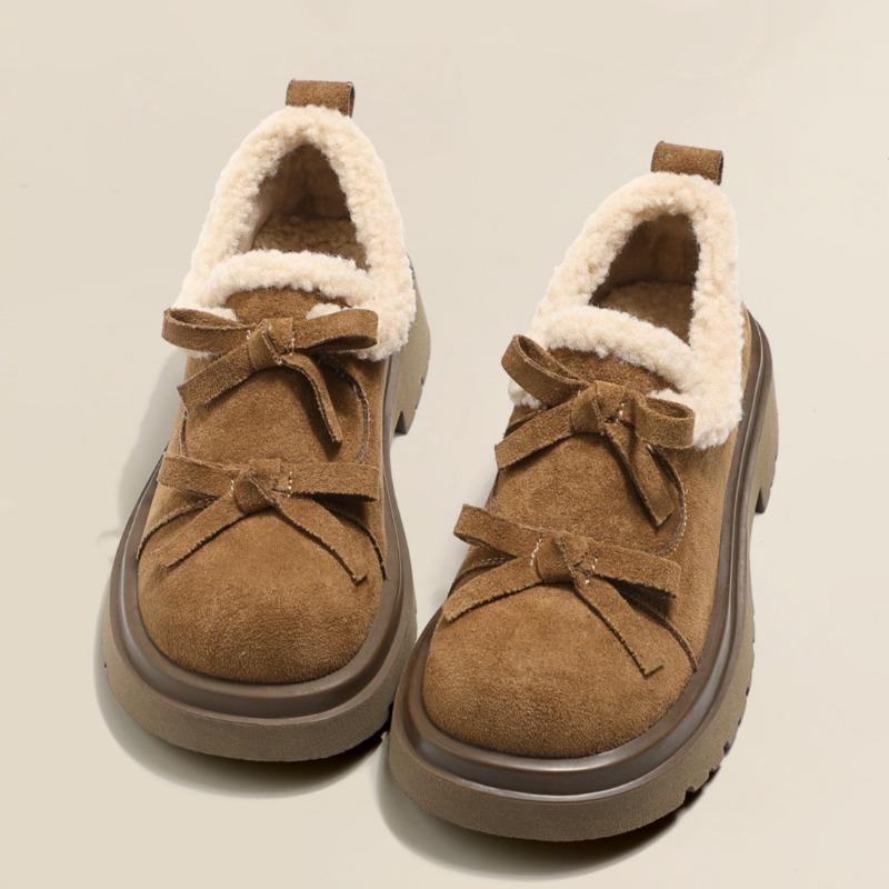 Модные женские туфли на толстом каблуке, осенние новые туфли с круглым носком и глубоким ртом из замши с бабочкой на толстой подошве с низким верхом 40
Модные женские туфли на толстом каблуке, осенние новые туфли с круглым носком и глубоким ртом из замши с бабочкой на толстой подошве с низким верхом 40