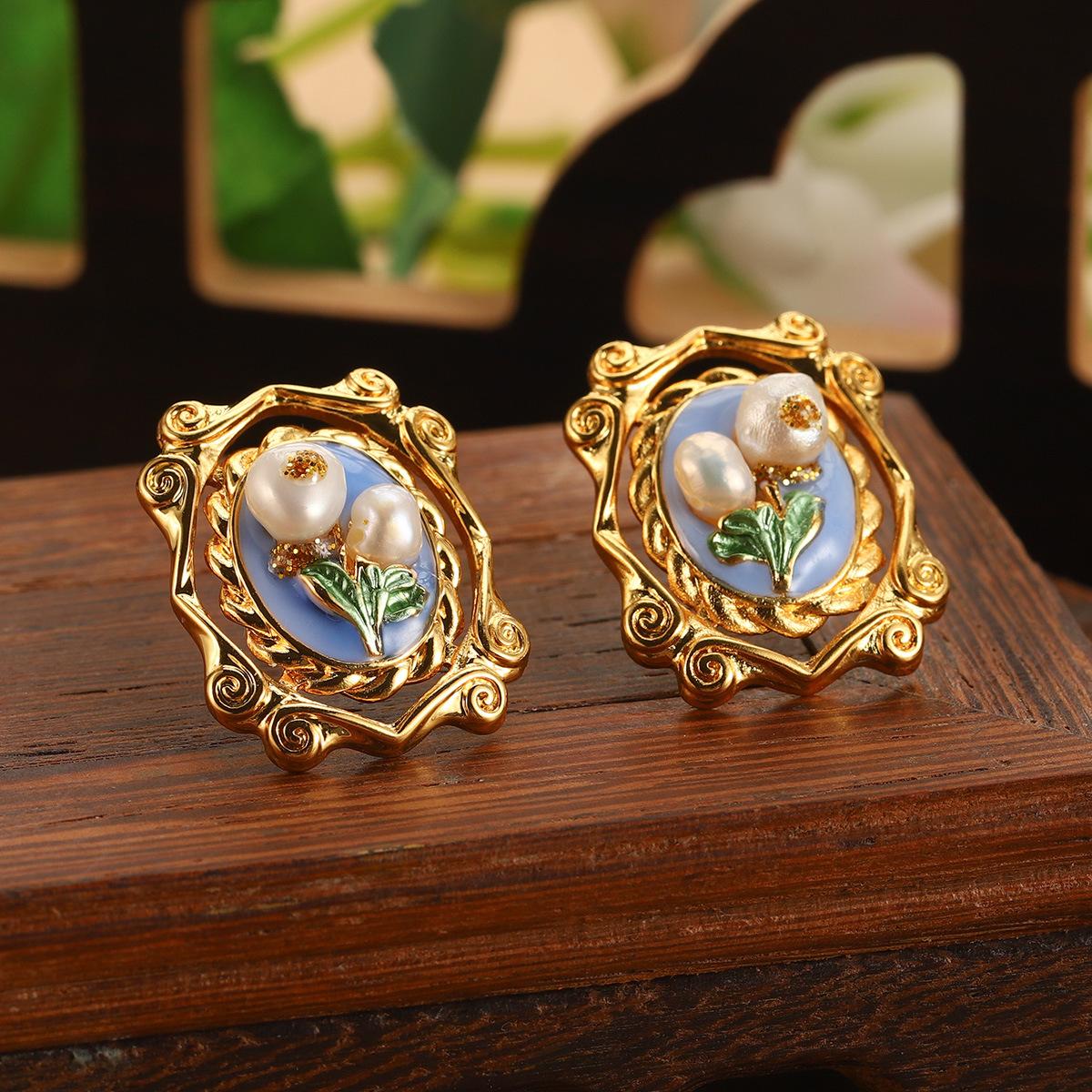 Natural pearl oil painting series flower earrings dragonfly sweet temperament stud earrings niche court style fashion earrings women
Natural pearl oil painting series flower earrings dragonfly sweet temperament stud earrings niche court style fashion earrings women