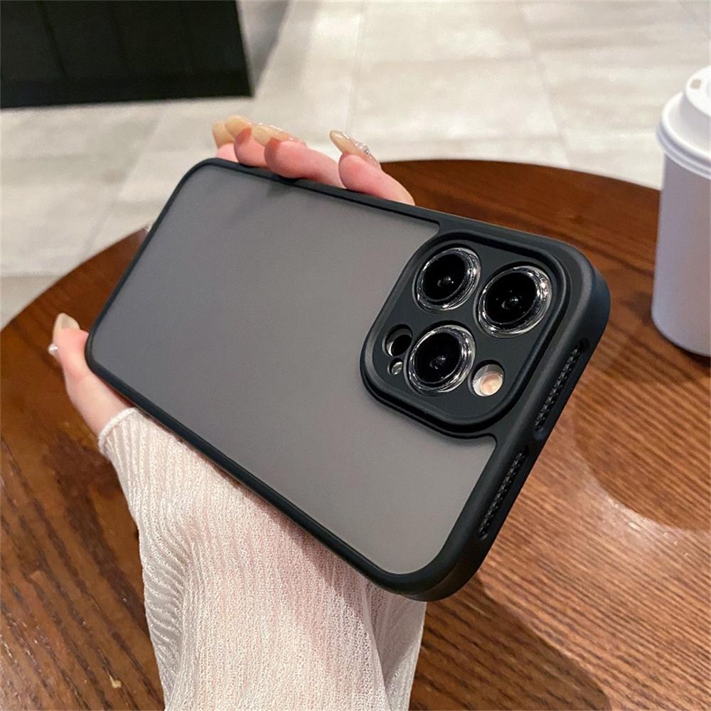For iPhone 14 Pro Max Case PC+TPU Heat Dissipation Phone Back Cover Skin Touch Black
For iPhone 14 Pro Max Case PC+TPU Heat Dissipation Phone Back Cover Skin Touch Black