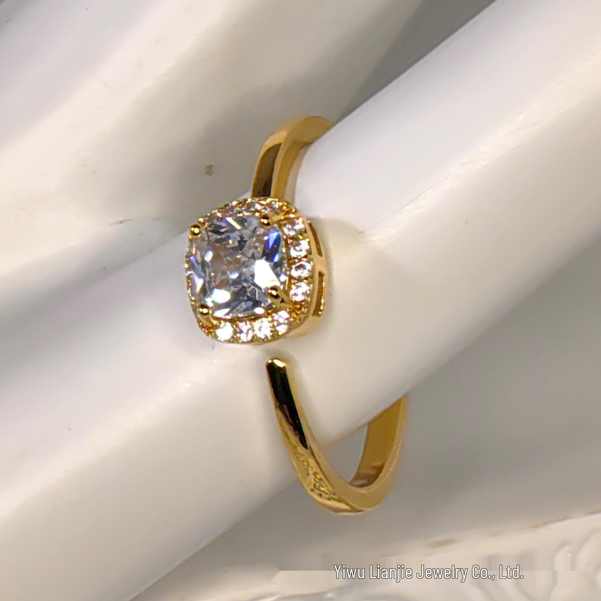 Elegant Princess Square Bag with Minimalist Open Ring, Gold-Plated, Fashionable, Popular, Exquisite Cross-Border Bestseller Adjustable Open Ring золотой
Elegant Princess Square Bag with Minimalist Open Ring, Gold-Plated, Fashionable, Popular, Exquisite Cross-Border Bestseller Adjustable Open Ring золотой