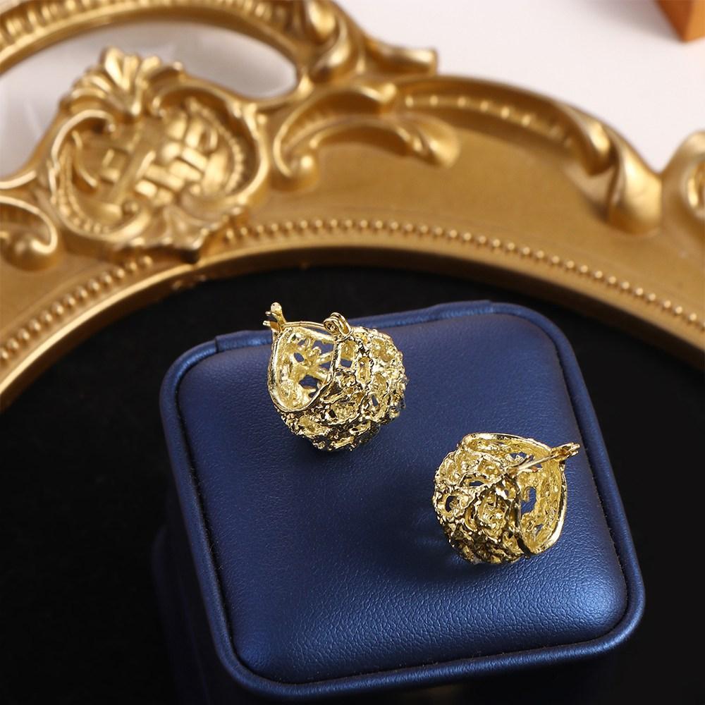 Ball-shaped Versatile Korean Style Accessories Metal Hoop Earrings Hollow Earrings Women Earrings золотой
Ball-shaped Versatile Korean Style Accessories Metal Hoop Earrings Hollow Earrings Women Earrings золотой