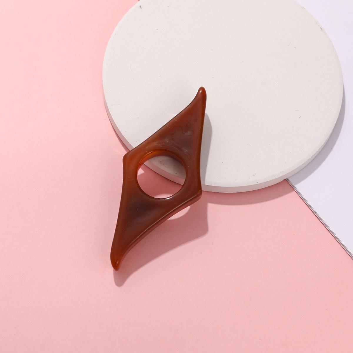 1pc Creative Resin Thumb Book Stand, Reading Aid & Expander, Reduces Eye Fatigue, Durable Bookmark, For Students And Readers
1pc Creative Resin Thumb Book Stand, Reading Aid & Expander, Reduces Eye Fatigue, Durable Bookmark, For Students And Readers