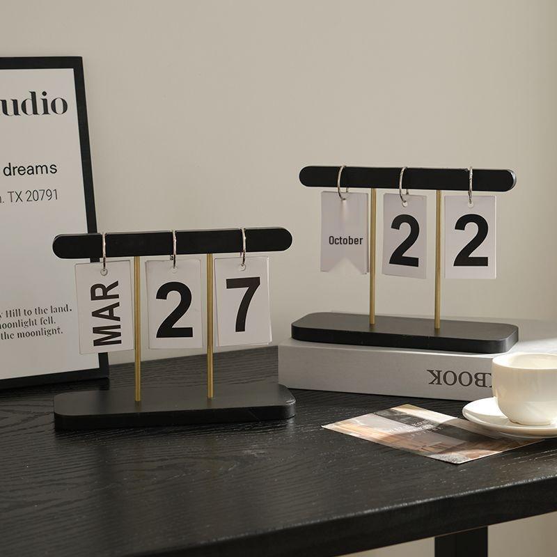 2025 Minimalist Wooden Flip Page Calendar for Desktop and Home Office
2025 Minimalist Wooden Flip Page Calendar for Desktop and Home Office