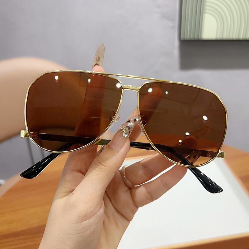 JYL TS Sunglasses Unisex UV Protection Big Frame YH9564 A-8075 темно-зелений колір
JYL TS Sunglasses Unisex UV Protection Big Frame YH9564 A-8075 темно-зелений колір