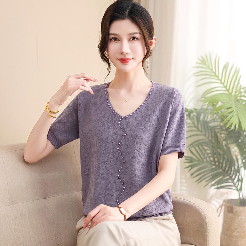Mom s 2026 Summer Ice Silk Top: Fashionable Short-Sleeved T-Shirt for Middle-Aged & Elderly Women XL (95-115 lbs)
Mom s 2026 Summer Ice Silk Top: Fashionable Short-Sleeved T-Shirt for Middle-Aged & Elderly Women XL (95-115 lbs)