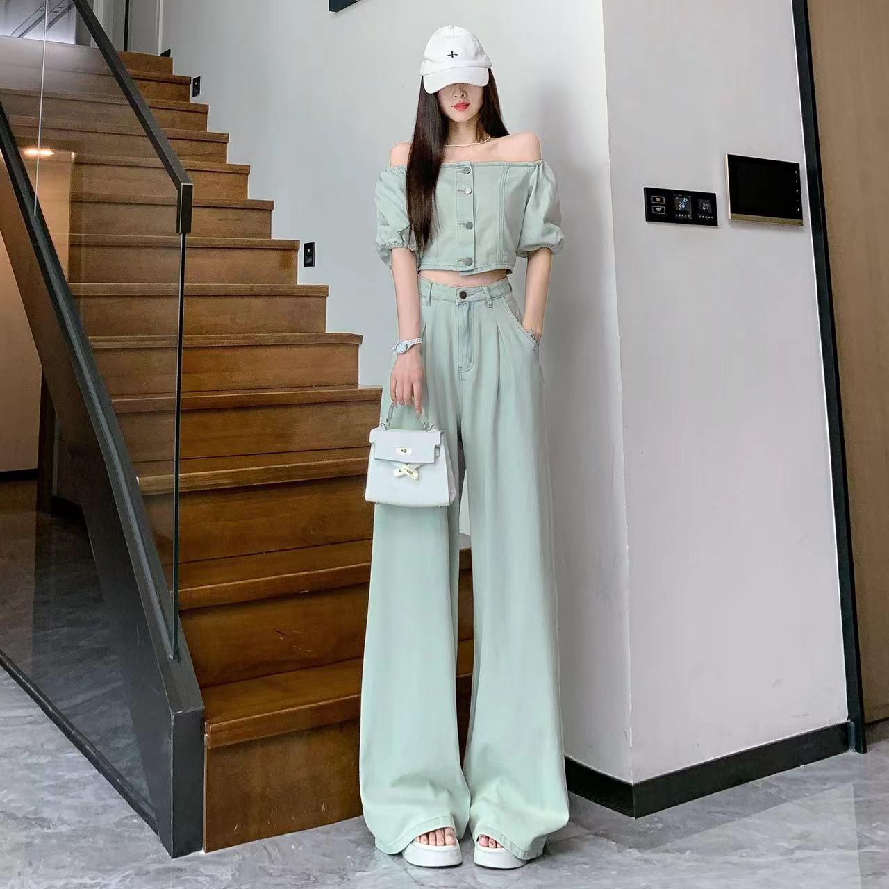 Chic Women s Summer Denim Two-Piece Set: One-Shoulder Top & High-Waist Wide-Leg Pants Extra Large
Chic Women s Summer Denim Two-Piece Set: One-Shoulder Top & High-Waist Wide-Leg Pants Extra Large