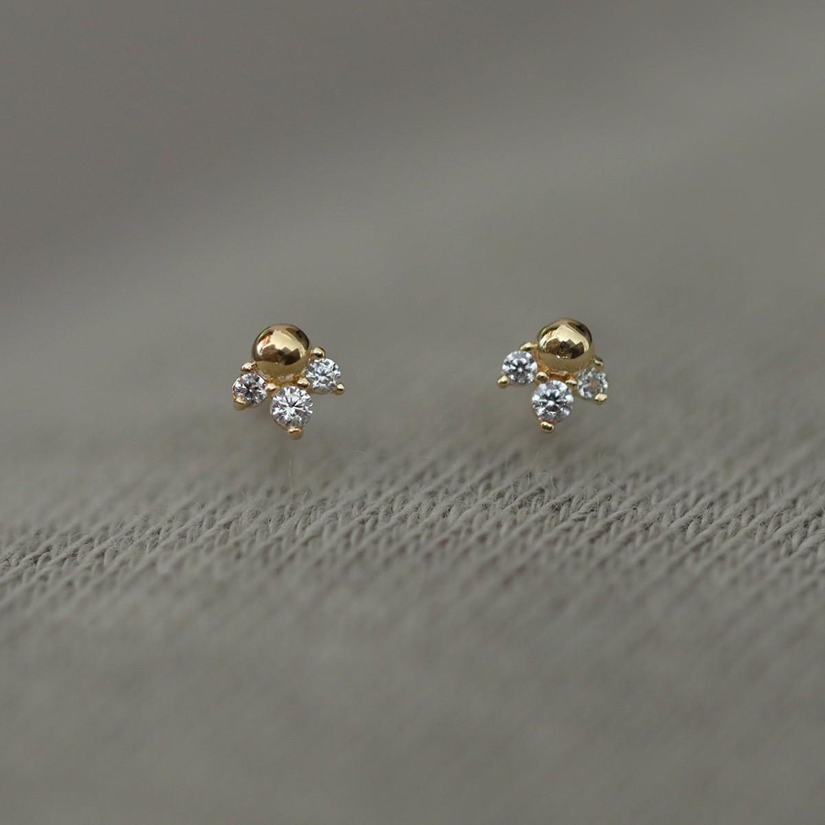 925 Sterling Silver Plated 14K Gold Mini Fish Tail Exquisite Earrings for Women Korean Simple Sweet Daily Jewelry Wearing Gold
925 Sterling Silver Plated 14K Gold Mini Fish Tail Exquisite Earrings for Women Korean Simple Sweet Daily Jewelry Wearing Gold