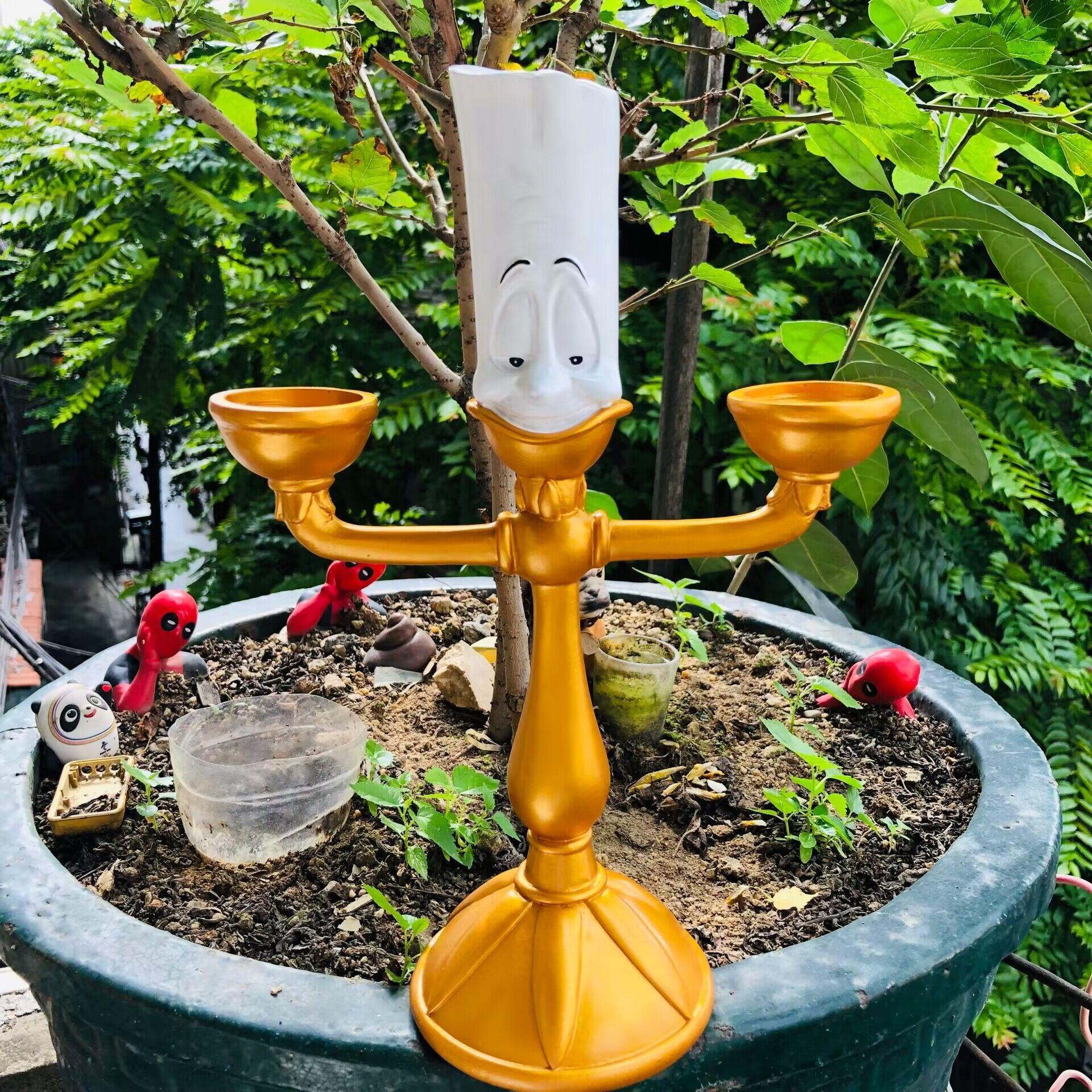 Beauty and the Beast Lumiere LED Candle Holder & Cogsworth Table Clock Ornament
Beauty and the Beast Lumiere LED Candle Holder & Cogsworth Table Clock Ornament