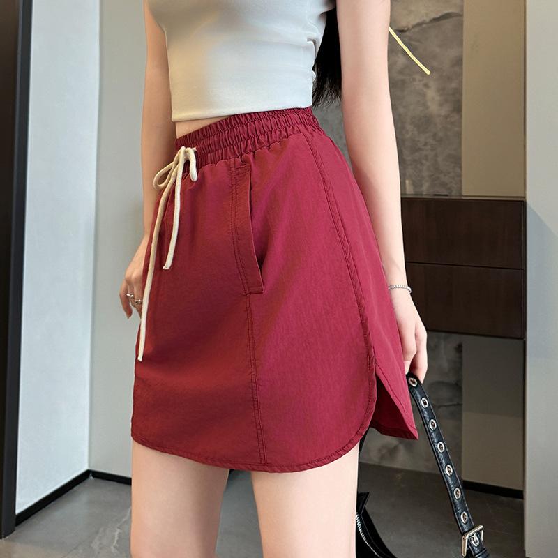 Серая рабочая короткая юбка для женщин летняя тонкая новая американская юбка А-силуэта с высокой талией на кулиске быстросохнущая спортивная юбка XL
Серая рабочая короткая юбка для женщин летняя тонкая новая американская юбка А-силуэта с высокой талией на кулиске быстросохнущая спортивная юбка XL