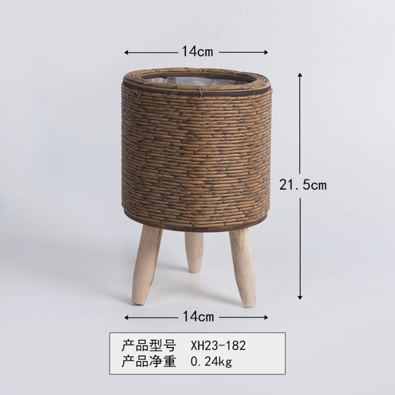 Indoor imitation rattan flower stand triangular bracket flower pot desktop creative succulent storage container office straw pot
Indoor imitation rattan flower stand triangular bracket flower pot desktop creative succulent storage container office straw pot