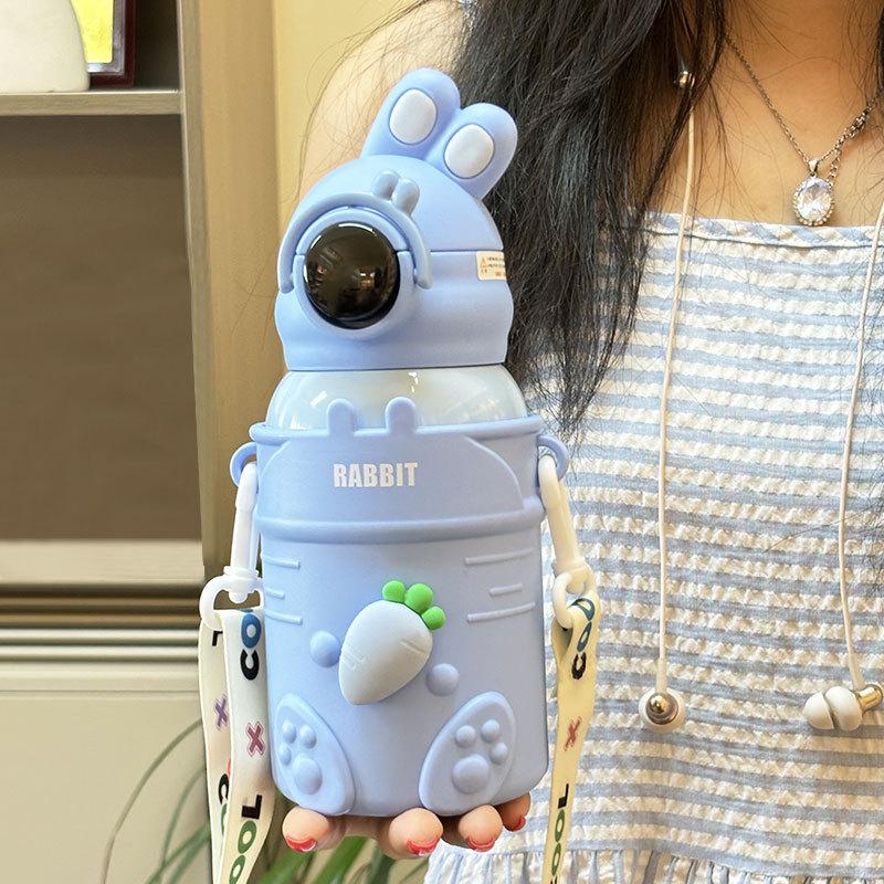 Мультяшна термокружка з нержавіючої сталі 316 з соломинкою та дисплеєм температури для дітей 500ml
Мультяшна термокружка з нержавіючої сталі 316 з соломинкою та дисплеєм температури для дітей 500ml