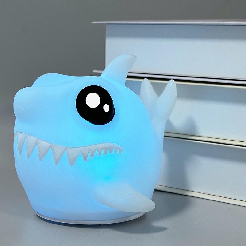 Rechargeable Shark Tap Night Light - Q Version Bedside Atmosphere Lamp 0.15W
Rechargeable Shark Tap Night Light - Q Version Bedside Atmosphere Lamp 0.15W