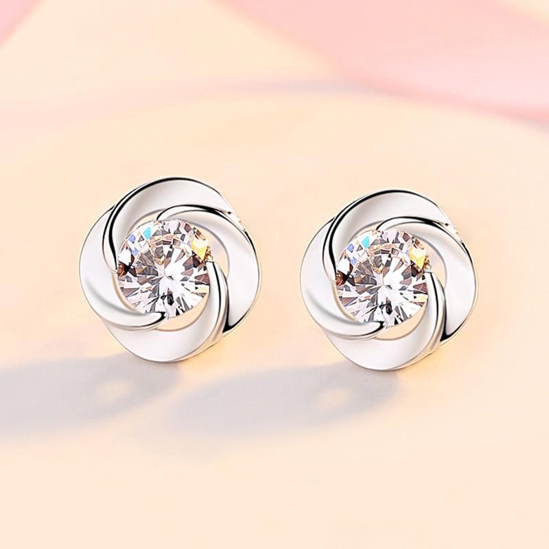 Серьги с четырьмя листочками клевера на удачу для женщин, японский и корейский простой темперамент, персонализированные цветочные модные серьги, сон бесплатно
Серьги с четырьмя листочками клевера на удачу для женщин, японский и корейский простой темперамент, персонализированные цветочные модные серьги, сон бесплатно