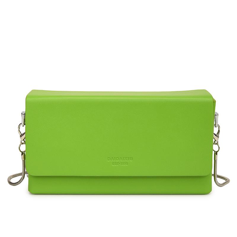 Single Shoulder Crossbody Bag For Ladies Shoulder Strap Small Square Box Hard Shell Advanced Feeling Personality Fashion
Single Shoulder Crossbody Bag For Ladies Shoulder Strap Small Square Box Hard Shell Advanced Feeling Personality Fashion