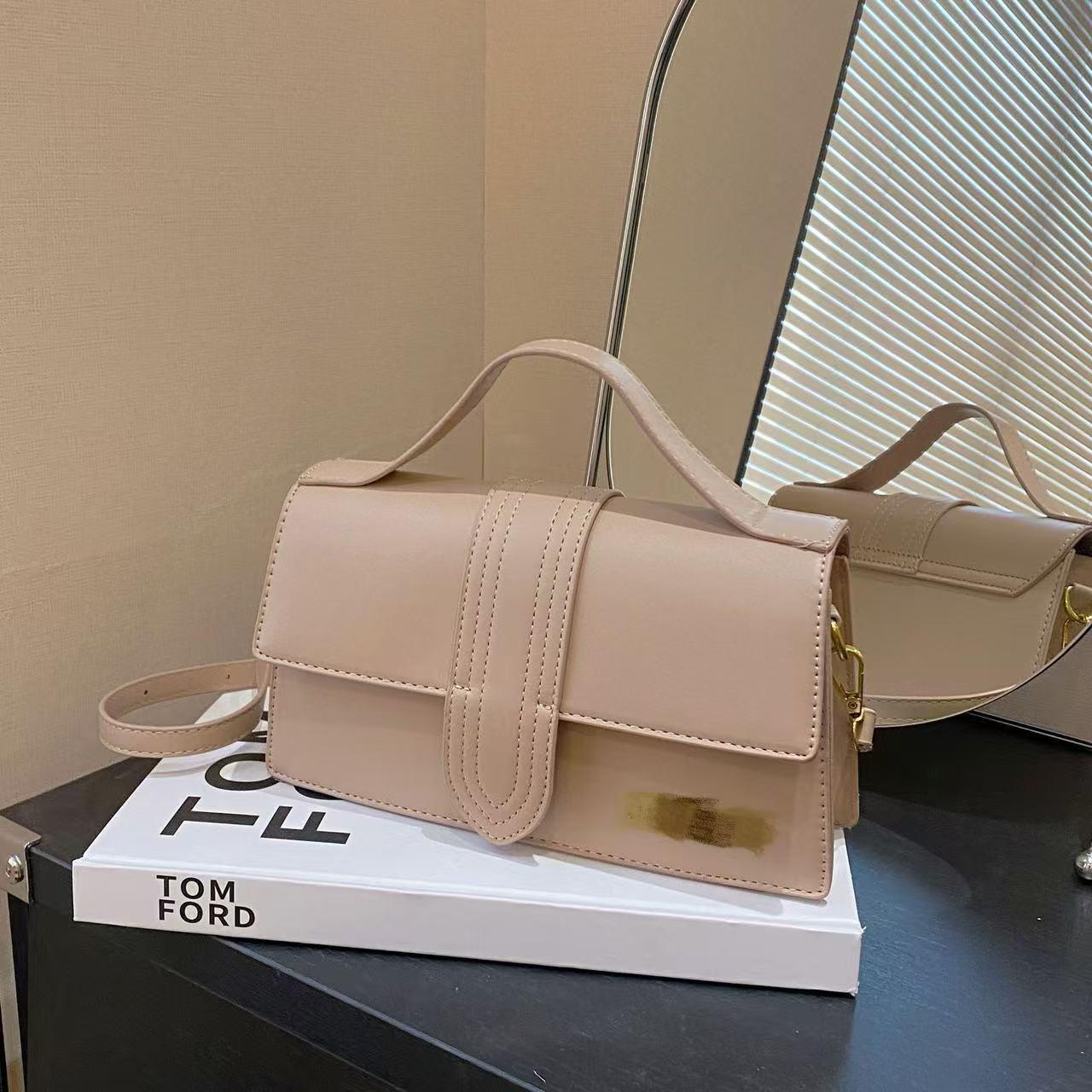 European & American Retro Handbag 2025: Stylish Small Square Shoulder & Crossbody Bag хаки
European & American Retro Handbag 2025: Stylish Small Square Shoulder & Crossbody Bag хаки