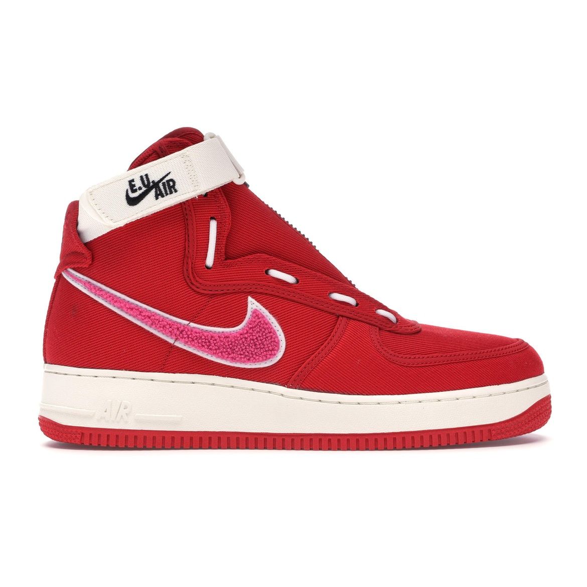 Кроссовки унисекс Nike Emotionally Unavailable x Air Force 1 High Heart Red Team-Red Sail-Pink-Blast AV5840-600
Кроссовки унисекс Nike Emotionally Unavailable x Air Force 1 High Heart Red Team-Red Sail-Pink-Blast AV5840-600