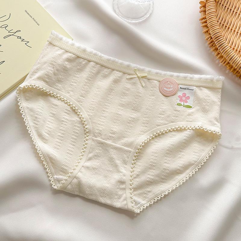 Japanese Antibacterial Pure Cotton Mid-Waist Women s Briefs - Cute & Breathable Style for Young Girls and Students M (75-95 jin)
Japanese Antibacterial Pure Cotton Mid-Waist Women s Briefs - Cute & Breathable Style for Young Girls and Students M (75-95 jin)