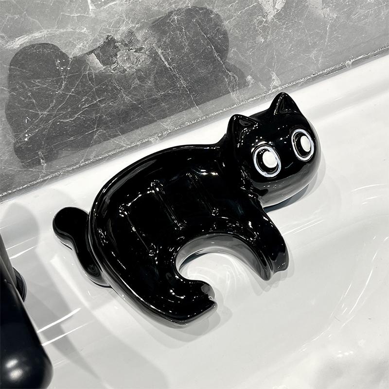 Мыльница в форме милого кота с мультяшным рисунком и сливом для воды, мыльница для умывальника, полка для слива, керамическая мыльница, аксессуары для ванной комнаты
Мыльница в форме милого кота с мультяшным рисунком и сливом для воды, мыльница для умывальника, полка для слива, керамическая мыльница, аксессуары для ванной комнаты