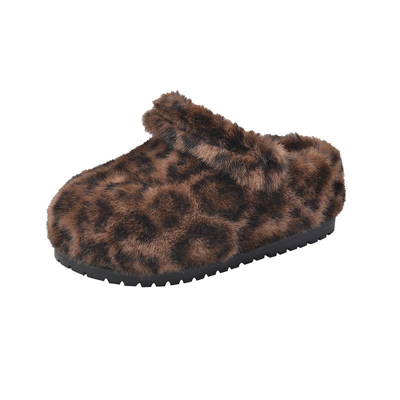 Fairy wind warm fluffy shoes female 2025 autumn and winter new outer wear niche soft-soled piled non-slip cotton slippers 40
Fairy wind warm fluffy shoes female 2025 autumn and winter new outer wear niche soft-soled piled non-slip cotton slippers 40