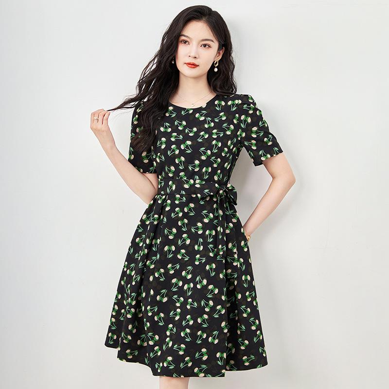 Elegant Slimming Printed Chiffon Dress - 2024 Summer Collection Medium зелёный
Elegant Slimming Printed Chiffon Dress - 2024 Summer Collection Medium зелёный