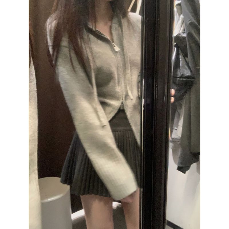 Gray Hooded Knit Cardigan Women s Fall and Winter New Design Sense Double Zipper Tops Coat Undershirt Inner Wear Sweater Grey S(Suggested 37.50 kg-47.50 kg)
Gray Hooded Knit Cardigan Women s Fall and Winter New Design Sense Double Zipper Tops Coat Undershirt Inner Wear Sweater Grey S(Suggested 37.50 kg-47.50 kg)
