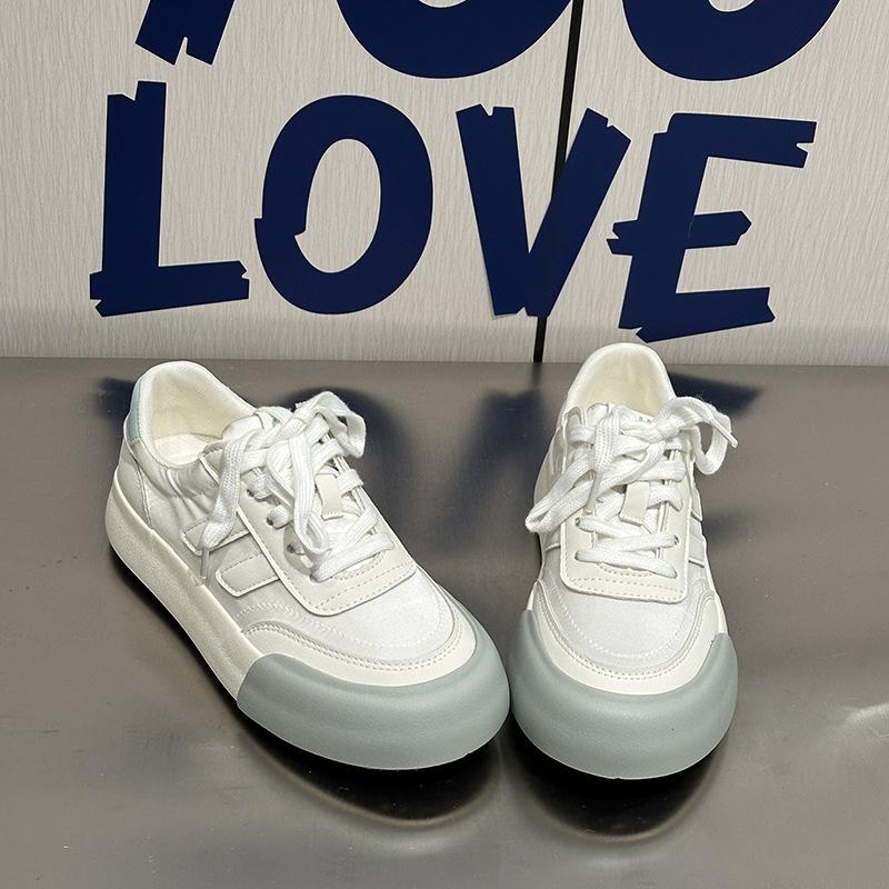 Ice silk Laikade training shoes 22 years summer breathable low-top thick-soled color matching casual 35 синий
Ice silk Laikade training shoes 22 years summer breathable low-top thick-soled color matching casual 35 синий