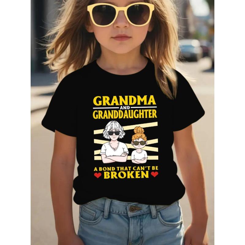 Girls round-neck short-sleeved T-shirt with cartoon and English pattern prints of grandma and granddaughter 98cm чёрный
Girls round-neck short-sleeved T-shirt with cartoon and English pattern prints of grandma and granddaughter 98cm чёрный