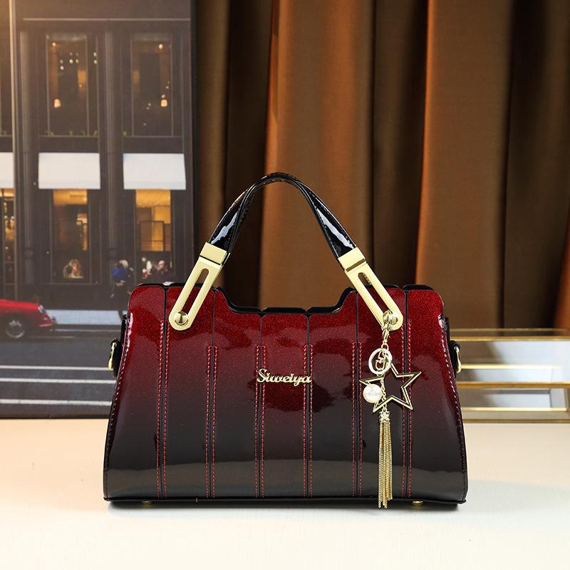 New Gradient Block Fashion Handbag for Women, Middle Aged Mom, Business Commuter, Single Shoulder Crossbody Bag бордовий
New Gradient Block Fashion Handbag for Women, Middle Aged Mom, Business Commuter, Single Shoulder Crossbody Bag бордовий