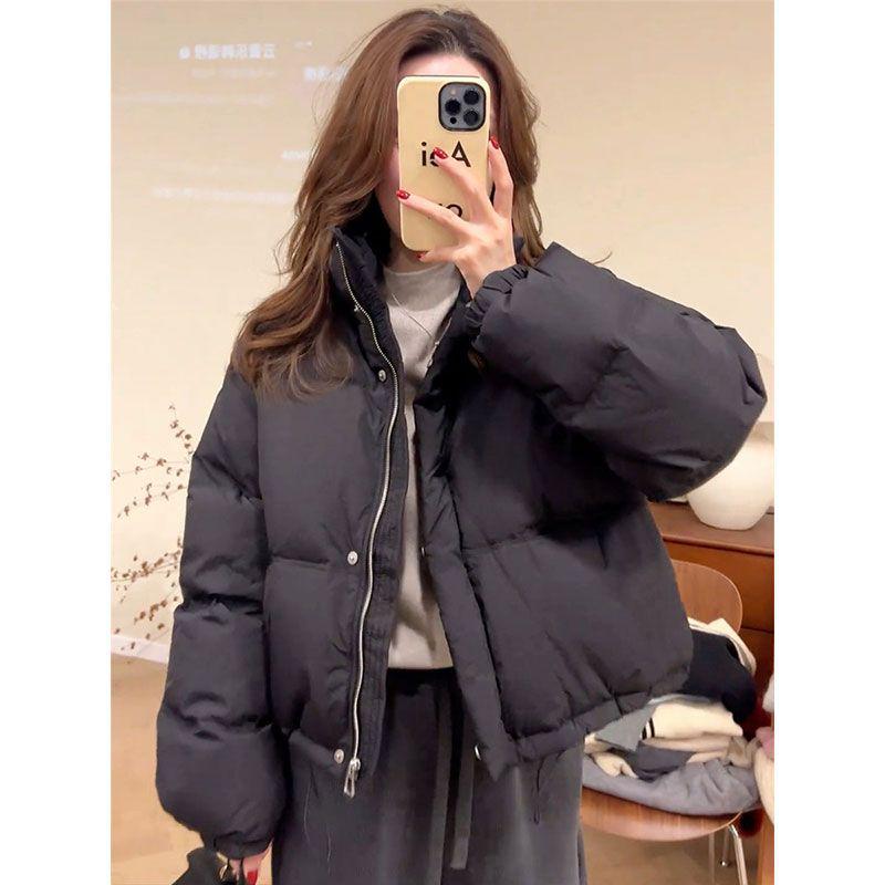 Women s 2025 Winter Stylish Fleece-Lined Short Cotton Jacket S (80-100 lbs) чёрный
Women s 2025 Winter Stylish Fleece-Lined Short Cotton Jacket S (80-100 lbs) чёрный