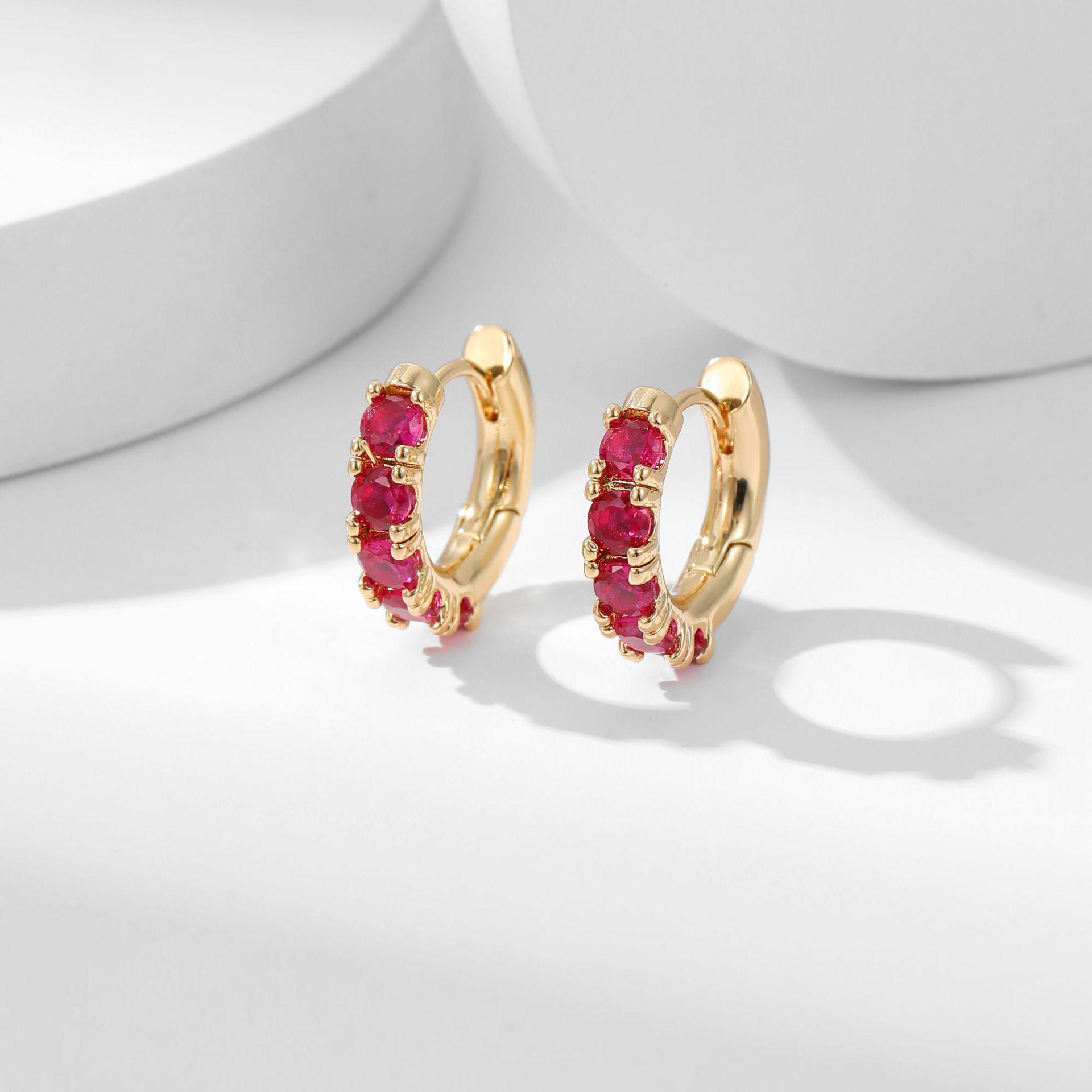 Colorful Copper Micro-Inlaid Zircon Ear Clips with Thickened Color Preservation
Colorful Copper Micro-Inlaid Zircon Ear Clips with Thickened Color Preservation